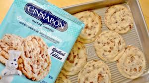 Of cream cheese, sugar and vanilla over this. Pillsbury Cinnabon Cinnamon Roll Cookies Youtube
