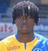 Ecco una lista di opinioni su gervinho capelli. Gervinho E La Trasformazione Negativa Dei Suoi Capelli Fotogallery