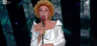 La vanoni cantante codycross soluzioni. L Endorsement Di Ornella Vanoni Da Sanremo Ecco Per Chi Votero