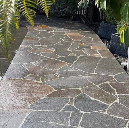 Porfido Trentino Crazy Pave is a rich Italian stone that features a grey  brown mix with slight burgundy undertones, which is not only aesthetically  pleasing but has outstanding physical characteristics. Its rich