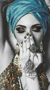 Black And White With Color Splash Drawing Pin By Kathy Sliskevics Maloney On Girls On Film Color Splash Color Splash Photography Black And White Drawing