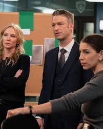 Save on each episode with a tv season pass. Law Order Svu Season 22 Episode 6 Review The Long Arm Of The Witness En Buradabiliyorum Com