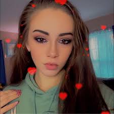 Yall!!!! I did the chat trend and look how sweet 💕🥹😍🍭🍬 let me see  y'all's!!!!