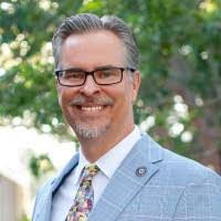 Jonathan Ogle's Instagram, Twitter & Facebook