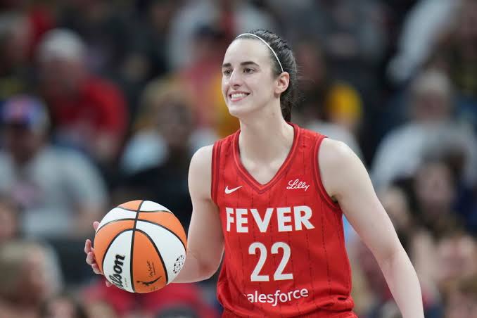 Caitlin Clark on the court, do AI tạo