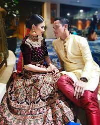 Nur fasha sandha hassan (born 28 march 1984) is a malaysian actress who has appeared in films, television shows, and commercials. Wow Fasha Sandha Cium Dan Peluk Erat Aidil Aziz