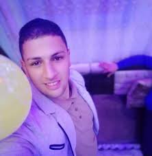 📌 تمكنت الأجهزة الأمنية من ضبط صانع المحتوى محسن سعد لقيامه بابتزاز وتهديد  إحدى السيدات بنشر صور وفيديوهات خاصة بها تحصل عليها منها. 📌 ويذكر أن صانع  المحتوى كان قد أشاد بحملة