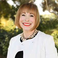 Sandra Reese, Real Estate Agent