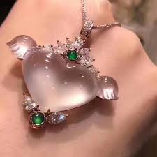 Pin De Mandalay Jade En Icy Jade Disenos De Joyeria Joyas Cofre De Joyas