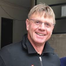 Marvin Stone's Instagram, Twitter & Facebook