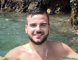 Mario Orsi, 27 anni, muore in incidente sull'A16