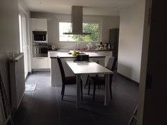 Quelle couleur mettre aux murs avec un carrelage gris ? Quelle Couleur De Mur Pour Cuisine Blanche Avec Sol Gris
