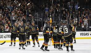 Vegas must pick one player from each of the 30 existing teams, before selecting their first rookies in the nhl draft two days later. Nhl Las Vegas Golden Knights Gewinnen Gegen Arizona Coyotes