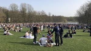 La justice cherche à identifier les organisateurs de la boum au bois de la cambre. Qdslbxtftgcxfm