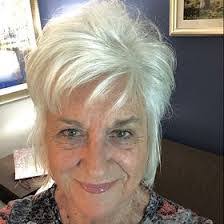 Lynette Cross's Instagram, Twitter & Facebook