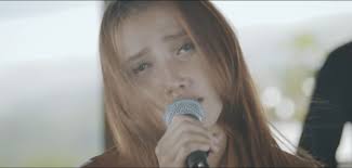 We support all android devices such as you can experience the version for other devices running on your device. Ubah Vokalis Iluska Siap Terbang Ke Malaysia Dengan Lagu Baru Okezone Celebrity