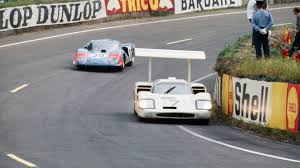 Mike Spence In The Speedy Chaparral 2f Passes A Matra 630 In The Lemans Esses Della Faille Photo Restored Race Cars Le Mans Racing