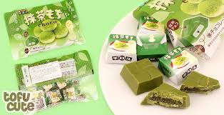 This diy mochi ice cream kit includes the unique shelf stable ingredients, and cooking tools so you can successfully make your own mochi. Buy Tirol Matcha Mochi Chocolate Green Pack At Tofu Cute