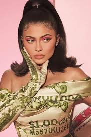 Kylie Jenner Wears the #1 Dress Style to Pack for Your Vacation