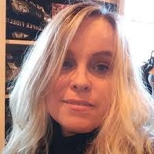 Julia Maggard's Instagram, Twitter & Facebook