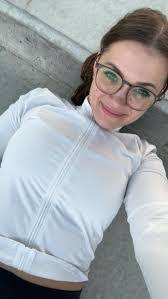 Aj Chapman's Instagram, Twitter & Facebook