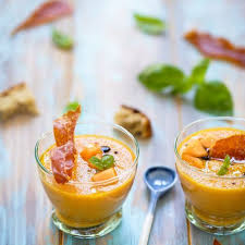 Soupe Froide De Melon Chips De Jambon Un Dejeuner De Soleil Recette Recettes De Cuisine Recette Fraiche Recette Entree Froide