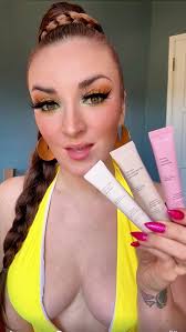 Outfit last week for the @infolist_jeffgund pre @comic_con bash! ✨ Heels:  @shopakira Earrings: @metalyssa13 Necklace/Rings: @gasolineglamour