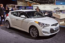 Not A Gag Hyundai Veloster Re Flex Edition Debuts In Chicago Motor Trend Wot Hyundai Veloster Cheap Sports Cars Hyundai