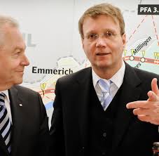 Wie bild aus regierungskreisen erfuhr, soll der manager die nachfolge von hartmut mehdorn. Jorg Asmussen Welt