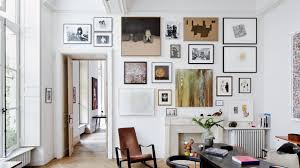 Elegant home decor inspiration and interior design ideas, provided by the experts at elledecor.com. 20 Wall Decor Ideas To Refresh Your Space Architectural Digest