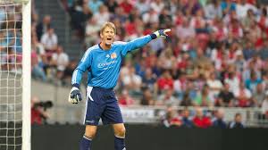 Edwin van der sar ist der vater von joe van der sar. Fifa Fussball Weltmeisterschaft 2014 Nachrichten Van Der Sar Niederlage Gegen Brasilien War Mein Wm Highlight Fifa Com