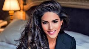Non ancora si conosce il sesso del feto, ma si presuppone che l'attrice e l'attore i due non ancora hanno rilasciato qualche dichiarazione, come si sa, infatti, sia raoul bova che rocío muñoz morales sono molto riservati. Al Via Il Cortometraggio Sulla Calabria Rocio Munoz Morales E Stato Bellissimo Portare Una Parte Del Tuo Cuore Cara Jole A Questo Festival Del Cinema