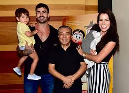 Adriana sant'anna e rodrigão curtem férias em cancún, no méxico, em resort de luxo com diárias de até us$ 4 mil (cerca de r$ 21 mil). Adriana Sant Anna Realiza O Sonho Da Casa Propria Toda Paga Com Nosso Esforco Quem Quem News