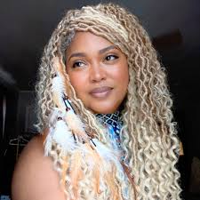 Presenting..our 2020 Hosts, Bobby Tonelli and Yvette King as well as our  Red Carpet Host, Munah Bagharib!! Prepare to be entertained by the very  best throughout our event