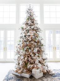 Elegant christmas tree decorating ideas. 10 Elegant Christmas Tree Decorating Ideas Iconic Life