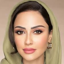 عدسات نيو لينس