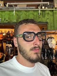 William-leonardo Roots