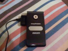 Sony Ericsson Z770 | m3ddl3rphoto