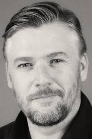 Reparto de Connect (película 2019). Dirigida por Marilyn Edmond