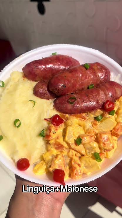 Marmita de Linguiça