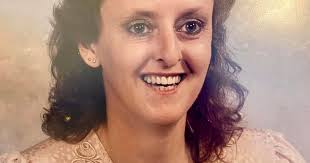 Pamela Jane "Pam" Holland Lindsay