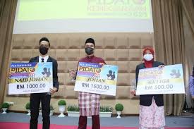 Teks pidato kemerdekaan terbaik malaysia kumpulan referensi teks pidato. Galeri Foto Album Pertandingan Pidato Kenegaraan 2021 Peringkat Negeri Perlis Pada 10 April 2021 Image Pertandingan Pidato Kenegaraan 2021 Peringkat Negeri Perlis Pada 10 April 2021