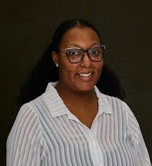 Tara Winston's Instagram, Twitter & Facebook