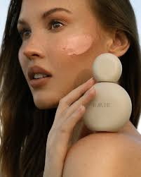 Beauty review: the new Sun Milk Drops by RAAIE