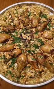 Homemade Bedwen Chicken Kabsa Food In 2020 Middle East Food Kabsa Recipe Egyptian Food