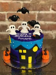 Start the lettering in the middle of the word in the middle of the line you want to pipe on. Pin By Gourmet Goodies Cupcake Bak On Halloween Theme Cakes Cupcakes Desserts Dessert Cupcakes Themed Cakes Cake