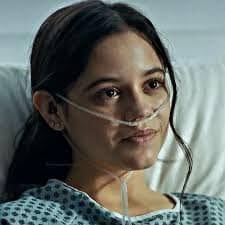 Where tf was Roman living in Scream 1 & 2?! He should have just started the  job himself! and reapeared like the Joker!