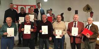 Neuwahlen mit Ehrungen