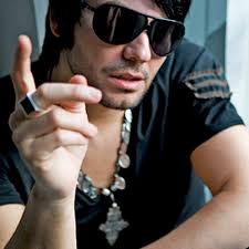 Mentira — Beto Cuevas