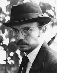 Foundation Interviews: Hector Elizondo